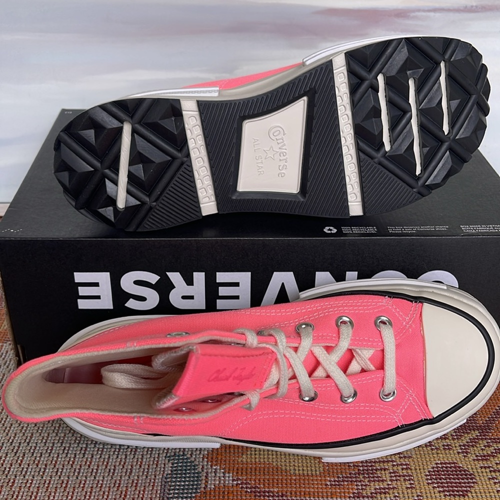 Converse WMNS CTAS A05012C
RUN STAR LEGACY CX HI ELECTRIC BLUSH/EGRET/BLACK - Picture 4 of 16